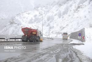 گردنه گله بادوش مسدود است / بازگشایی گردنه، بعد از پایداری شرایط جوی