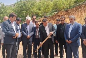 مراسم کلنگ زنی مدرسه ۶ کلاسه روستای تلخدان در بویراحمد
