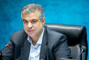 استاندار مرکزی: اربعین، رزمایش بزرگ معنوی، سیاسی و اجتماعی شیعیان جهان است