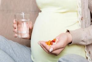 چرا مصرف صحیح آنتی‌بیوتیک در بارداری حیاتی است؟