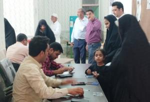 مردم مرزی روستای مژن آباد شهرستان خواف پای صندوق رای آمدند