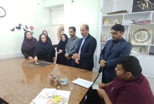 مدیران دشتی از تولیدات مراکز بومی شهرستان حمایت کنند