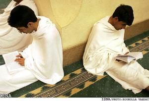 انتخاب ۳۳ دانشجو و استاد دانشگاه اراک برای عمره دانشجویی