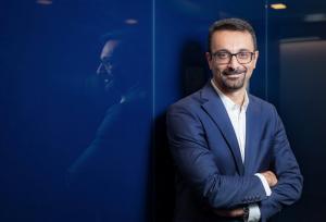 چالش گرته‌برداری ناقص از اکوسیستم‌های جهانی در اقتصاد ایران