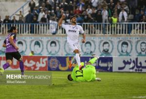 تساوی سپاهان و ملوان؛ نویدکیا در انزلی شانس آورد