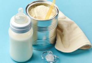 هشدار درباره کمبود شیرخشک: چالش در تامین ارز از دی‌ماه