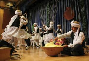 «کف‌زنی»؛ آیین کهن و ثبت‌ شده شب‌چله در بایگ تربت‌ حیدریه