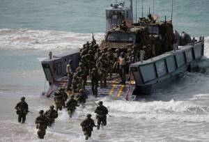 استرالیا املاک دفاعی خود را می‌فروشد