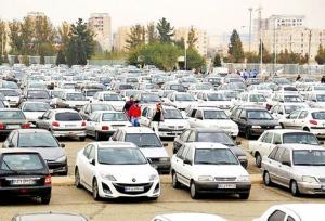 فروش خودروسازان از تولیدشان کمتر شده است