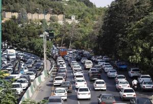 ترافیک پرحجم در برخی از معابر اطراف نمایشگاه کتاب تهران