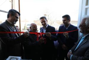 مجموعه ورزشی روستای ده عرب شهرستان ابرکوه به بهره‌برداری رسید