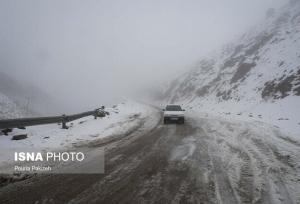 آغاز بارش برف در گردنه چری