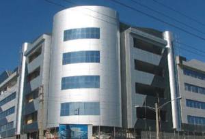 عضو شورای شهر کرج: نماهای کامپوزیتی ساختمان‌های شهرداری جمع‌آوری شود