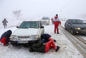ارائه خدمات امدادی هلال احمر در ۲۱ استان به دلیل بارش برف و باران