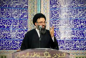 امام‌جمعه موقت لامرد: حفظ هویت جوانان و ترویج علم، رسالت امروز ماست