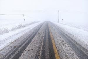 بارش برف، باران و تگرگ در ۷ محور فارس/ هشدار نسبت به مه‌گرفتگی شدید