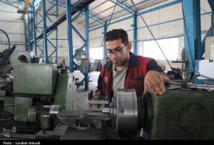 تورم و رکود؛ دو چالش بزرگ صنعت ایران