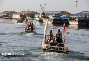 نمایش اقتدار مرزبانان کشورمان در رزمایش دریایی