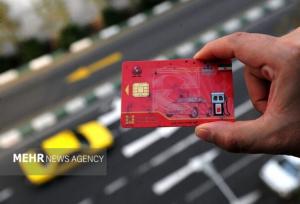 کاهش کارت سوخت در جایگاه‌ها؛ مسئولان تکذیب می‌کنند و متقاضیان تایید