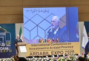 مومنی: استان اردبیل آماده جهش در همکاری‌های اقتصادی است