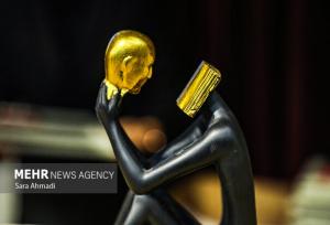 میز مطالعه چهره‌های فرهنگی خراسان شمالی؛ آیا کتاب‌خوانی جدی است؟