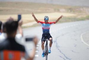 سیف‌اللهی قهرمان دوچرخه‌سواری استقامت جاده کشور شد