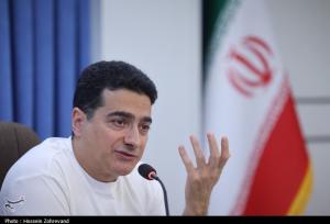 کنسرت خیابانی همایون شجریان / آغاز با دیار عاشقی‌ها و پایان با مرغ سحر