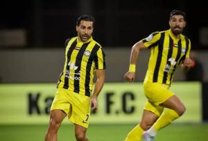 قدوس برای بازی با فرهاد مجیدی کاپیتان شد!