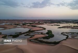 تالاب پساب یزد؛ گنجی رها شده در کویر یا معضلی که نفس شهر را تنگ کرده است؟