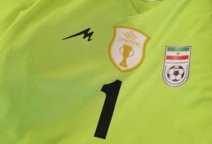 نصب لوگوی قهرمان آسیا روی لباس تیم ملی ایران