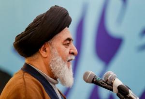نگاه گردشگران و زائران به شهر قم نگاه به جمهوری اسلامی است
