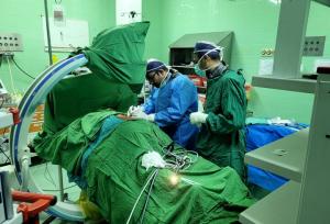 زیرمیزی برای درمان بیماران؛ تشدید رنج بیماری با هزینه‌های پنهان