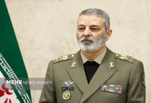 پیام تبریک سرلشکر موسوی به فرمانده نداجا به مناسبت روز نیروی دریایی