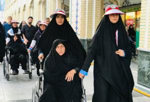 ۳۲۰۰ زائر کم‌توان با همت جوانان هلال‌احمر خراسان شمالی به حرم رسیدند