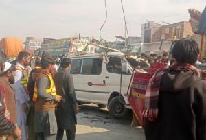 ۸ کشته و ۱۸ زخمی در واژگونی اتوبوس مسافربری در پنجاب پاکستان