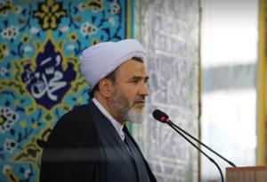 ارتباط با خدا ویژگی مثال زدنی امام خمینی(ره) بود