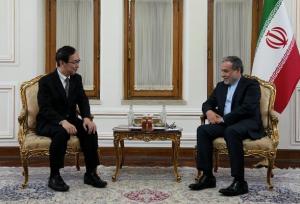 دیدار معاون وزیر امور خارجه ژاپن با وزیر امور خارجه کشورمان