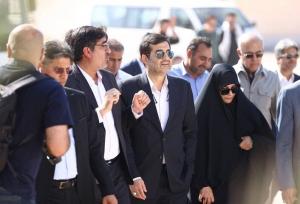 بازدید وزیر ورزش از سالن رشته‌های زورخانه‌ای و پهلوانی جزیره بوموسی