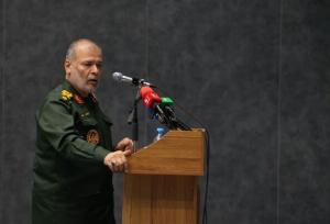 قم خاستگاه انقلاب و پرچم‌دار تمدن نوین اسلامی است