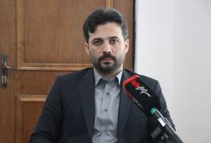 اولویت دولت باید مشکلات معیشتی باشد نه موتورسواری بانوان