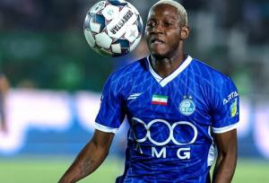 جنپو از امروز در تمرینات استقلال