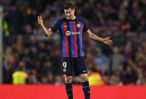 درخواست بارسلونا از لواندوفسکی: دیگر گل نزن!