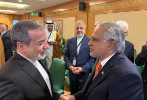 رایزنی عراقچی با وزرای خارجه پاکستان و بحرین