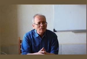 ادبیات انقلاب شخصیت خاکستری را برنمی‌تابد/ تاکید جوایز بر گفتمان رسمی