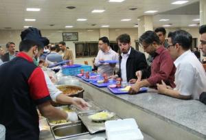 توزیع روزانه بیش از ۶ هزار پرس غذا در سلف دانشجویی دانشگاه محقق اردبیلی