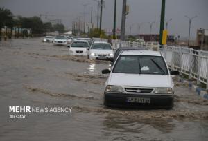 موج جدید بارش باران در بندرعباس آغاز شد