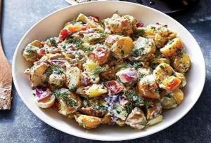 طرز تهیه سالاد سیب‌زمینی اتریشی