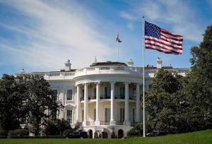 اقدام جنجالی کاخ سفید: ممنوعیت ورود هواداران ایران و سه کشور دیگر به آمریکا