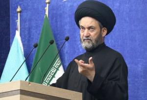 امام جمعه اردبیل: صدام در جنگ ۸ ساله ایران نیروی نیابتی آمریکا بود