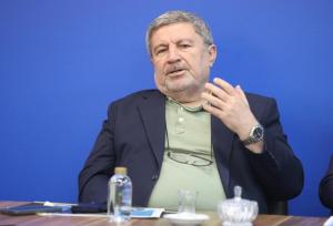 حضرتی: هیچ استعفایی در دولت مطرح نیست